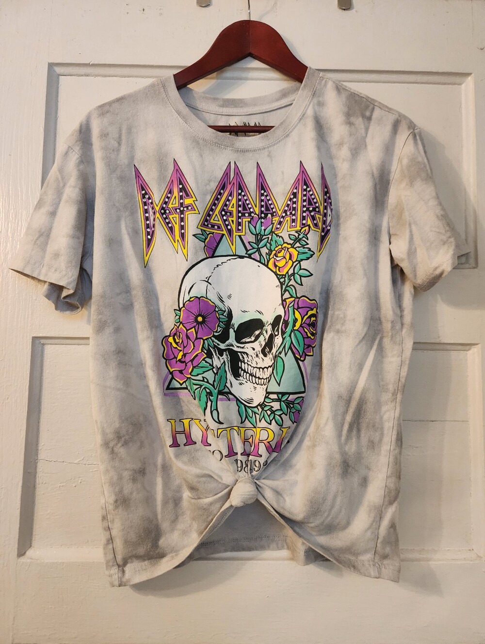 Def Leppard Shirt Skull Hysteria Tie Dye Knot Vintage Style Cropped Graphic EUC